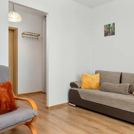 Apartament Cozy With A View Of The Forest And The Sea In By Renters *