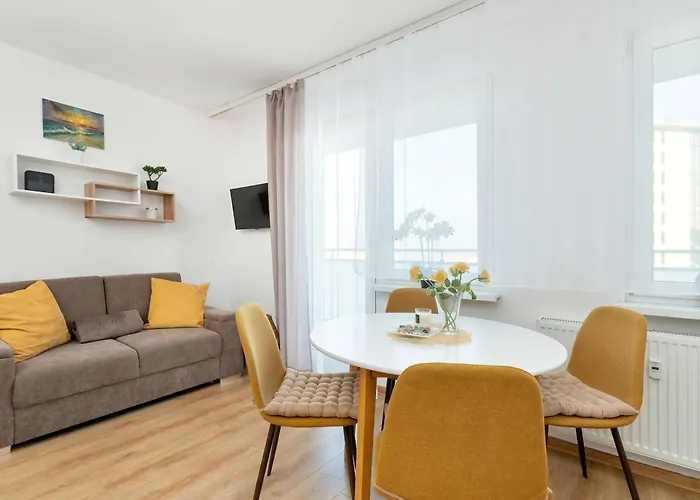 شقة Cozy With A View Of The Forest And The Sea In By Renters *